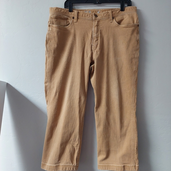 Mountain Hardwear Zip Up Pants Back Zip 